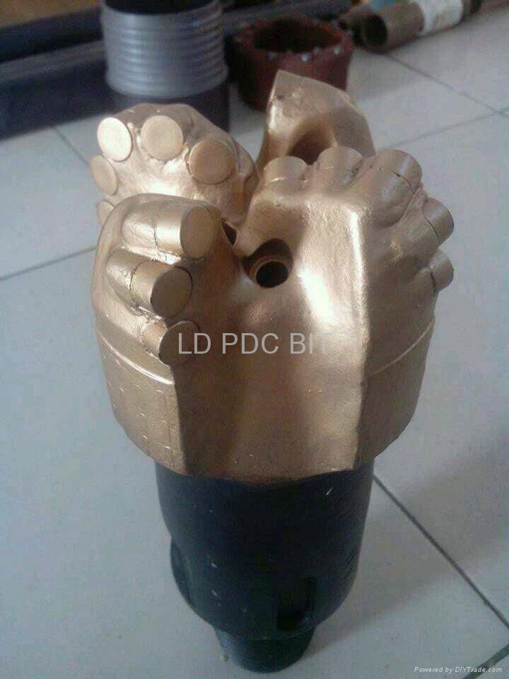 100MM 127MM 153MM Diamond bit drag bit 3