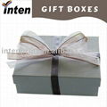 white lid necklace gift box