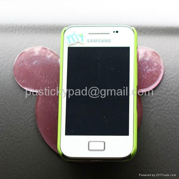 Fashional Strong Sticky Anti Slip Pad For Cars Magic pad Non slip pad 2