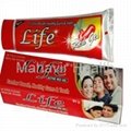 Life Red Gel Toothpaste 2