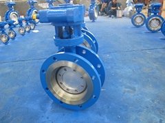 Triple eccentric flange type metal sealed butterfly valve