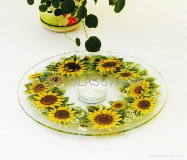Tempered glass cake stand
