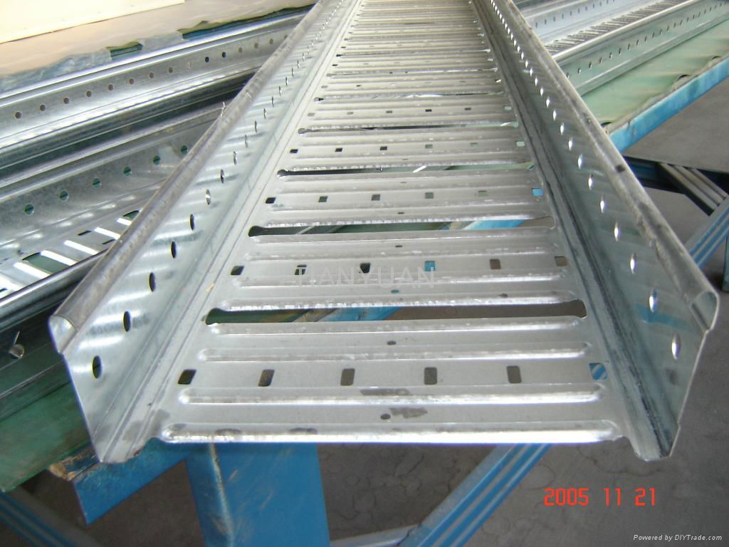 Cantilever Type Cable tray roll formingmachine 5