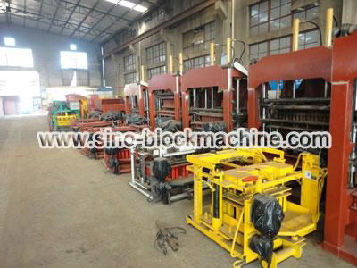 QTY4-30 Block Machine 3