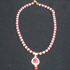 Pearl Necklace With Red Crystal Pendant