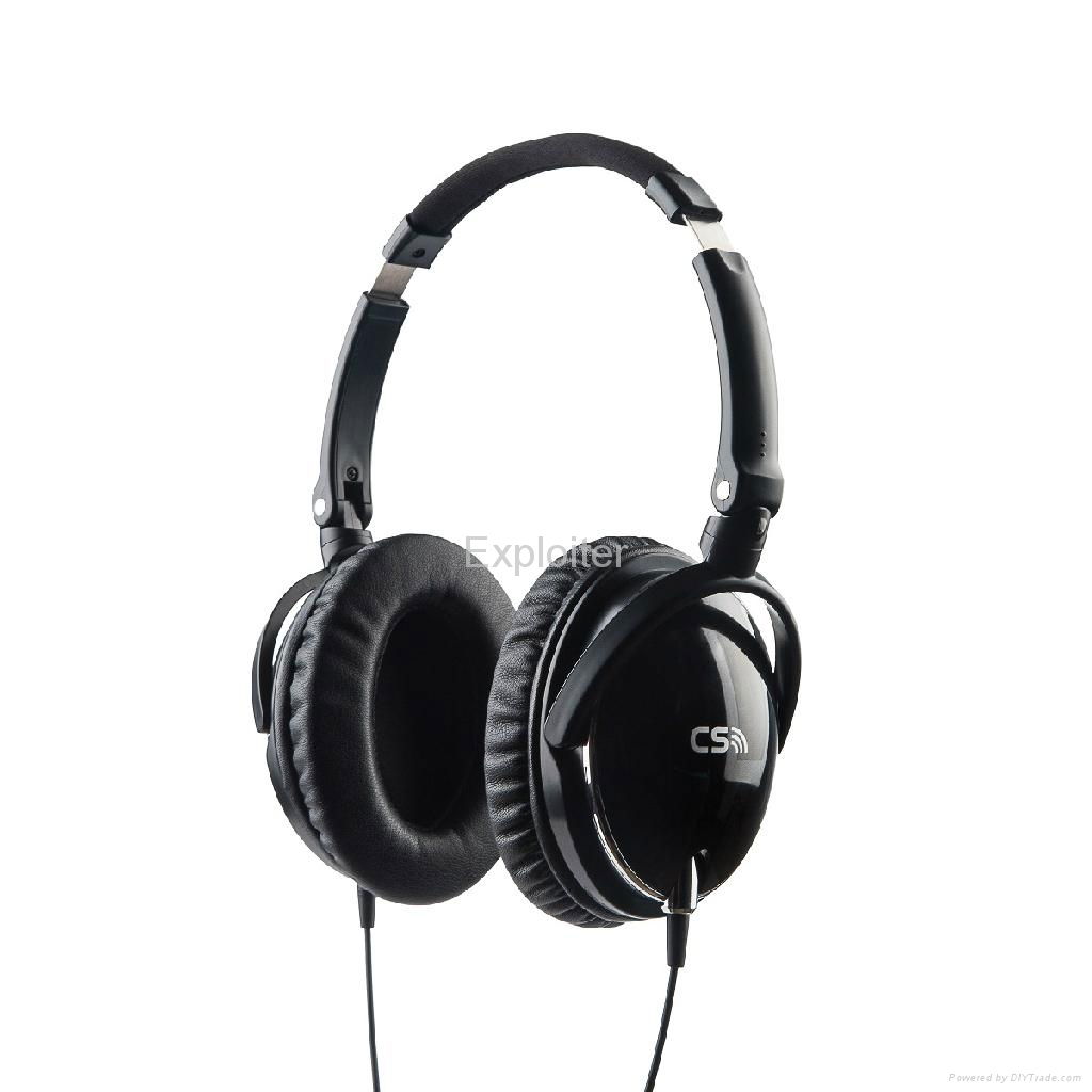 active noise canceling headphones  2