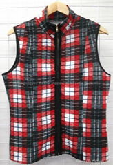 Ladies vest in polyester quilted pattern