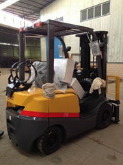 LPG forklift truck