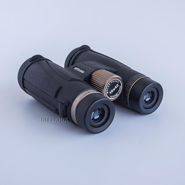 YJT10X42RF binoculars 15