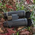 YJT10X42RF binoculars 16