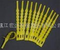 yellow plastic clipbands