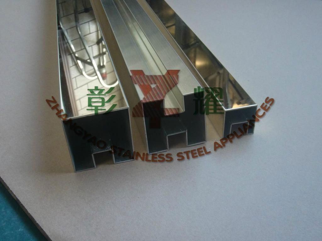 Stainless Steel Double Slot Square Tube 3