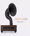 Retro solid wood stereo phonograph speaker