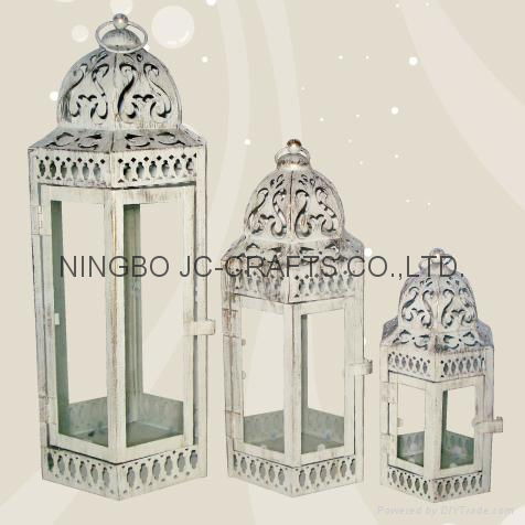 Metal candle lantern 2