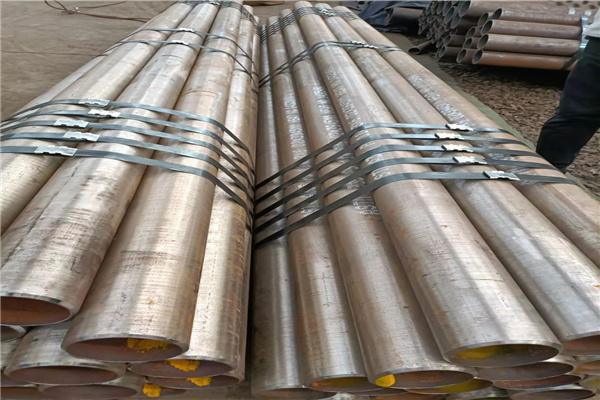 ASTM A335 P11 Alloy steel pipe 2