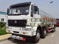 SINOTRUK HOWO SERIES OIL TANK TRUCK