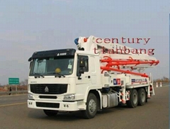 SINOTRUK HOWO SERIES CONCRETE PUMP TRUCK