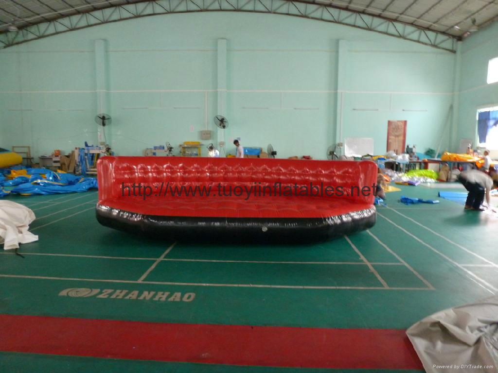 Inflatable towable crazy sofa 4