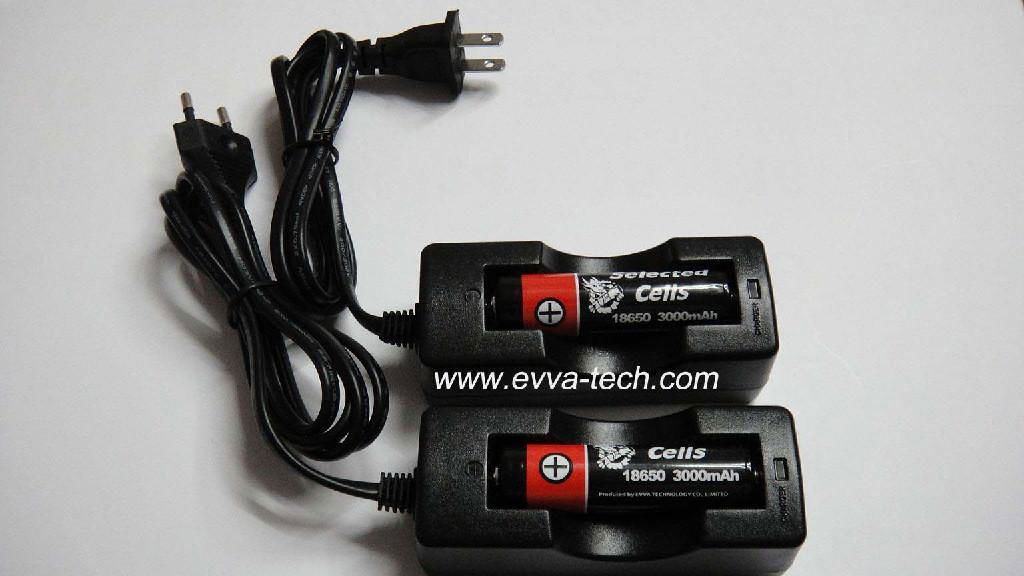 Charger for Rechargeable Flashlight Battery Protected 18650