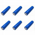 14500 2200Mah Li-ion 3.7v Rechargeable LED Flashlight Camera Battery 2