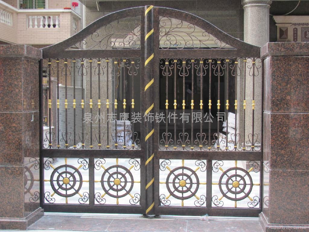 Aluminium gate 3