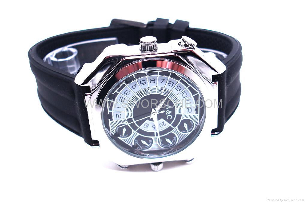 HD1080P Nightvision Watch Camera with Voice Activated Recording 4