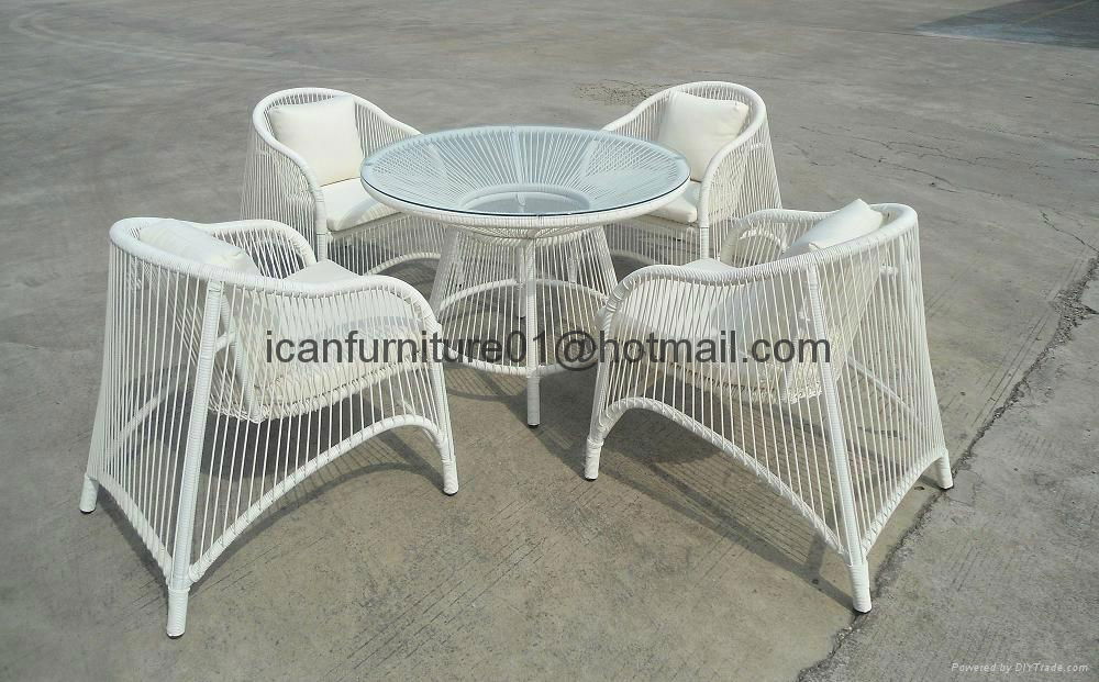 Arina Dining set