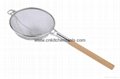 Stainless steel Strainer with wooden handle 4