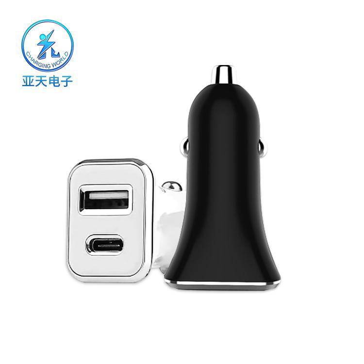 qc3.0 car charger +pd car charger Type-C interface Apple fast charge 4