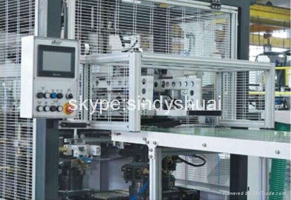 Automatic Clamshell Box Making Machine 2