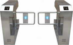 Bridge-type bevel smart flap gate