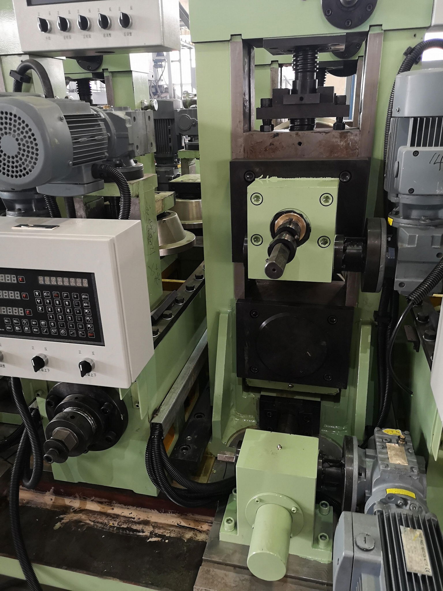 110×110 square automatic tube mills 4