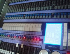 Pearl 2010 digital mixing console