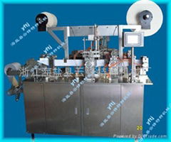 Wet tissue packing machine