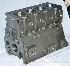 Komatsu 4D95 cylinder block 2