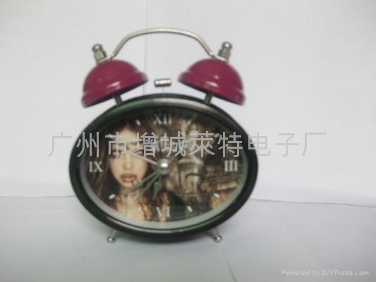 the Oval shape clock 3