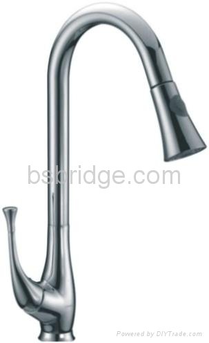 single lever sink mixer with pulling shower