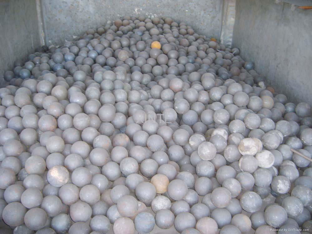 65mn material, high hardness forged grinding ball 3