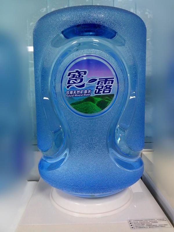 宝露矿泉水 2