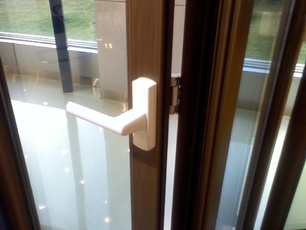 high quality aluminium glass Bi folding and sliding doors 2