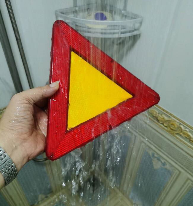 IP65 LED Flashing Warning Triangle