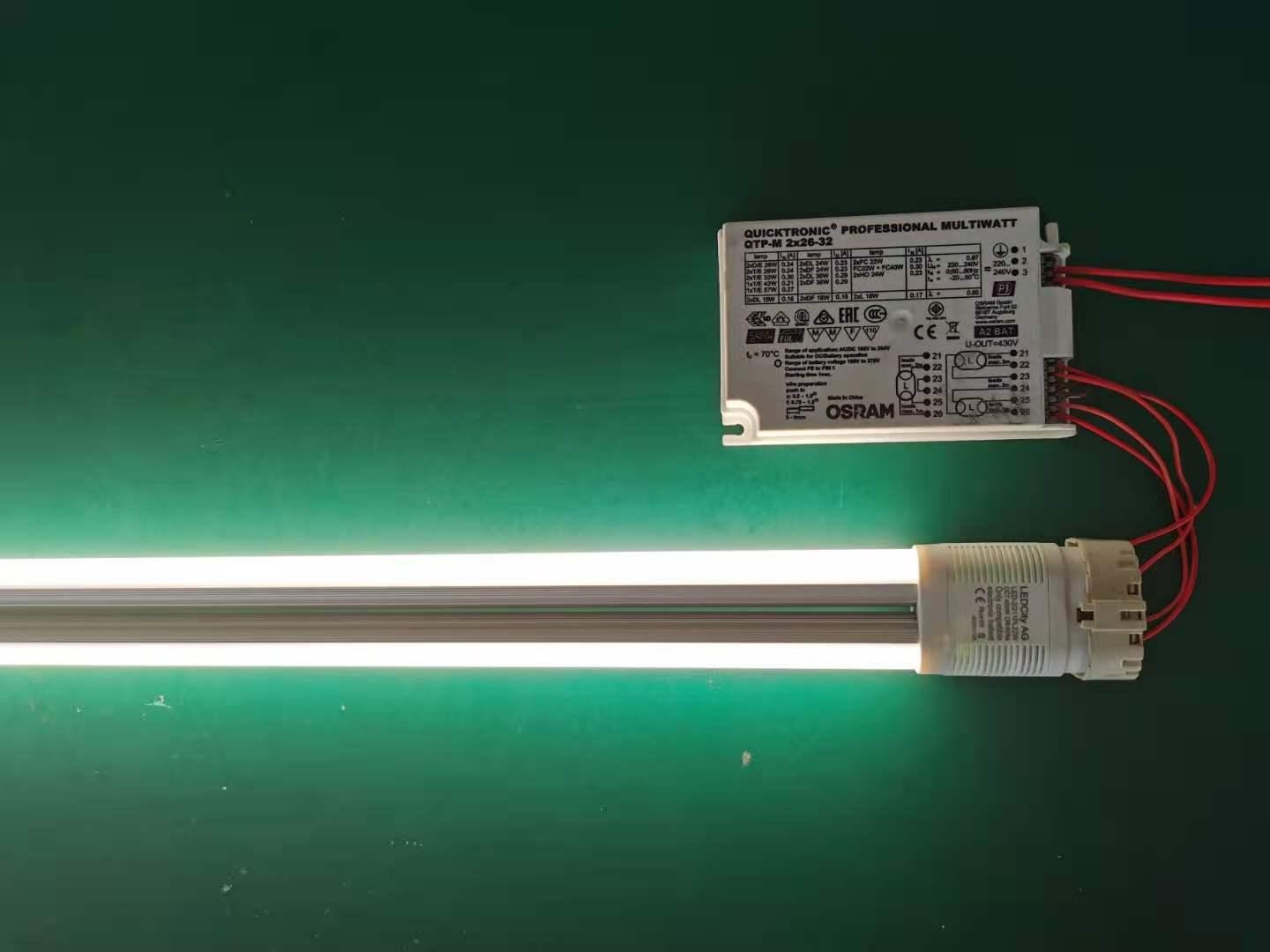 LED Compatible with electronic ballast 2G11 22W 2
