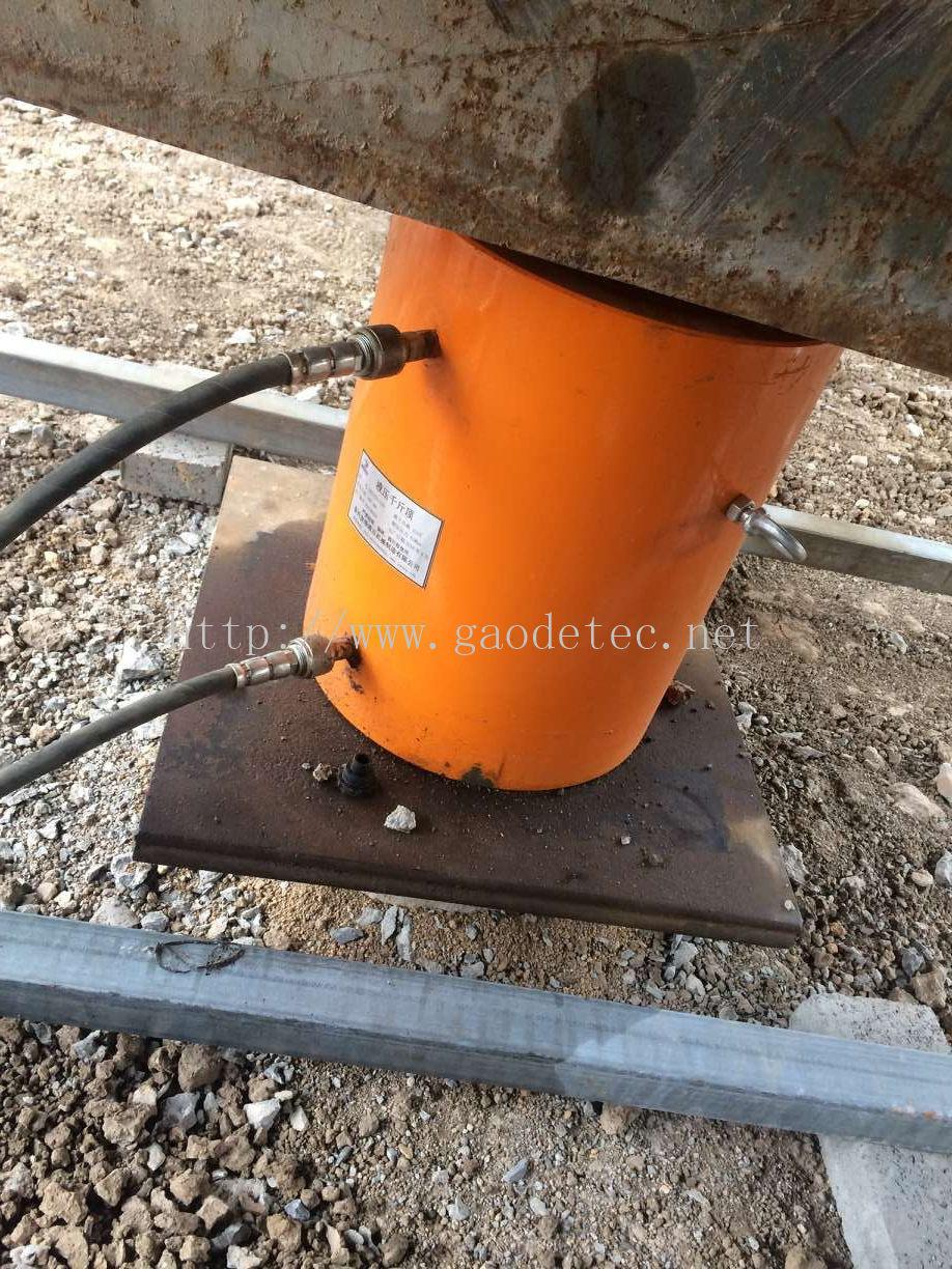 hydraulic jack