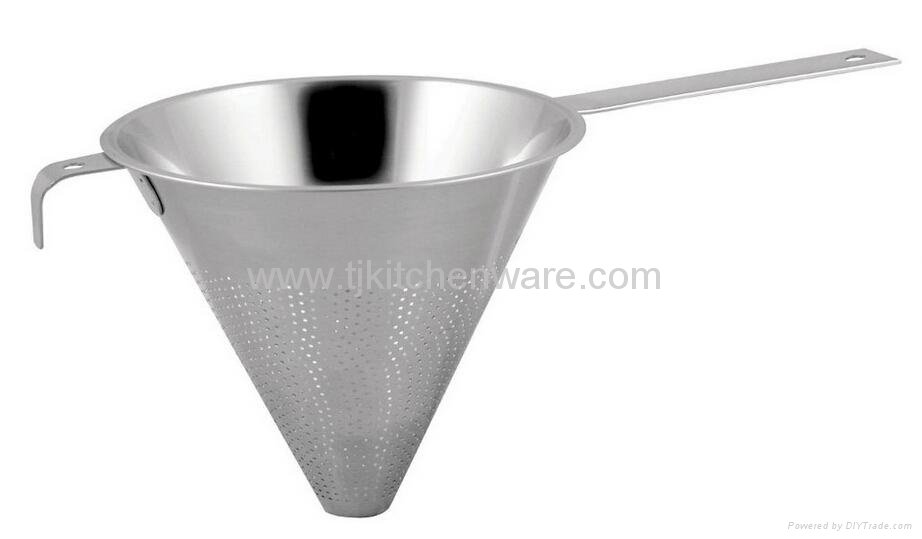 7-1/8-in. Strainer, Stainless Steel with Granular Size Perforations