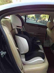 CHILDREN'S CAR SEAT 