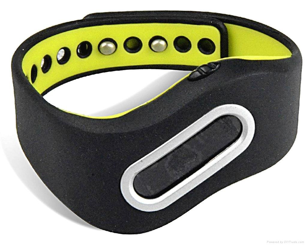 Bluetooth Smart Fitness Activity Wristband Pedometer