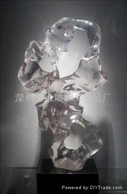 透明雕塑