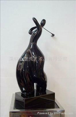 Golf figure sculpture 2