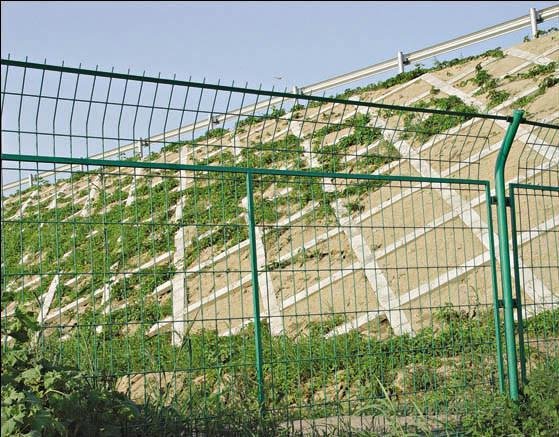 長沙鋼絲防護隔離護欄網