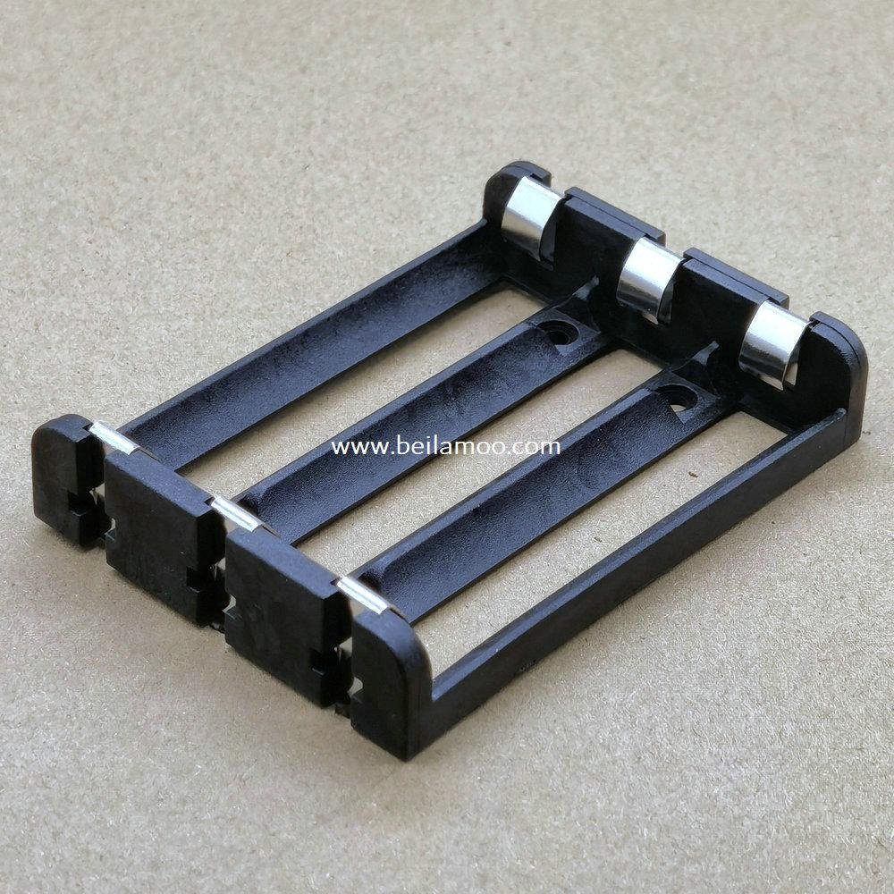 THREE 18650 Battery Holder with Thro Hole Mount (PC PINS)